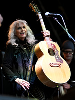 Emmylou Harris, Long road 26